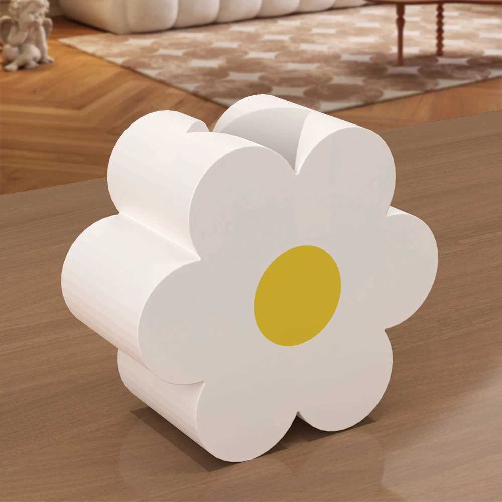 The small-flowered vase is durable and not easy to break making it suitable for various home Settings such as living rooms Y260314