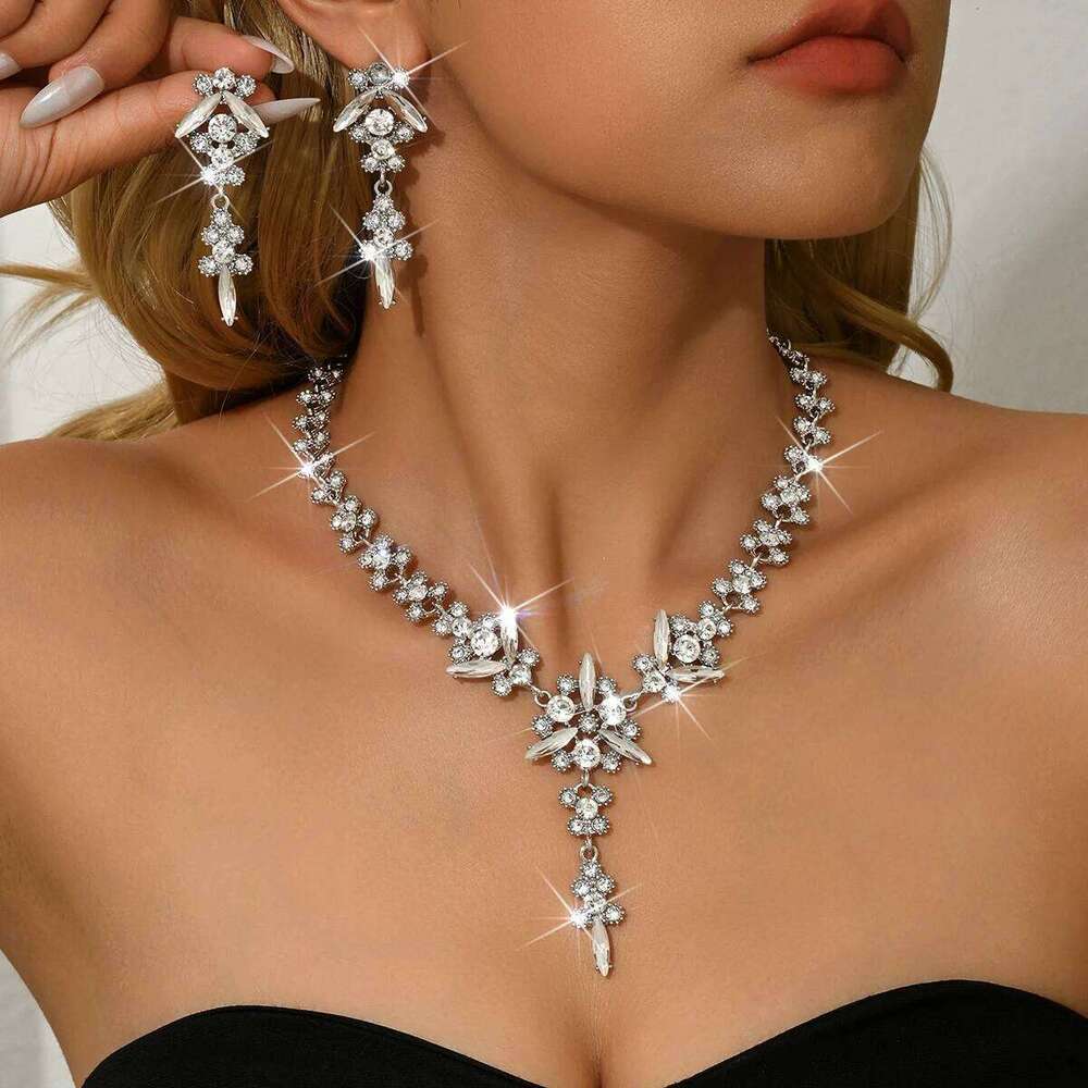 Cross border new high-end bride earrings, collarbone necklace, leaf tassel set, formal dress, banquet accessories wholesale Z260313