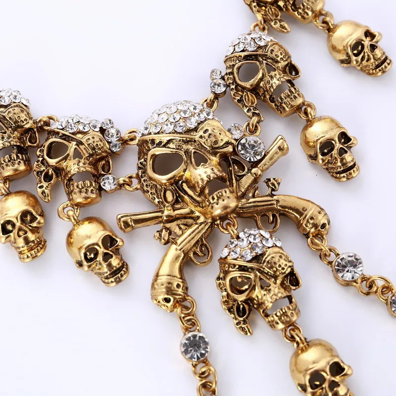 Classic Vintage Pirate Skeleton Skull Choker Necklace Pendant For Women Men Retro Rhinestone Biker Gothic Punk Party Jewelry 260312