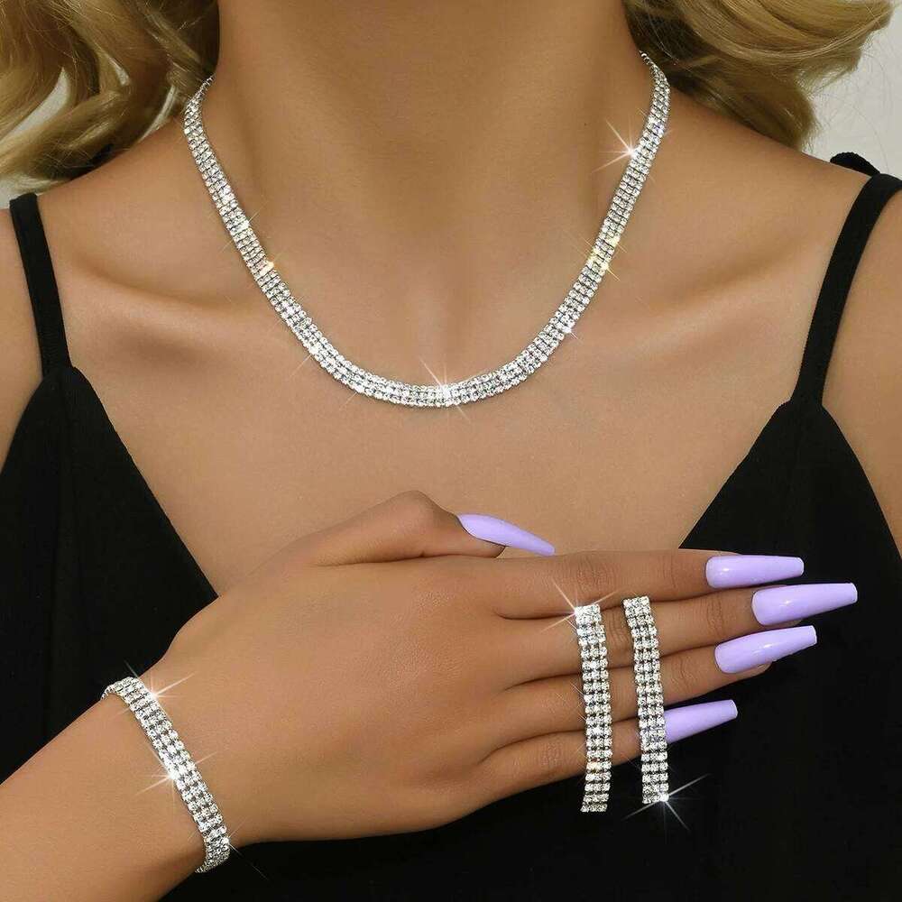 Ladies' fashionable simple geometric design set, light luxury style versatile and high-end jewelry set Z260313