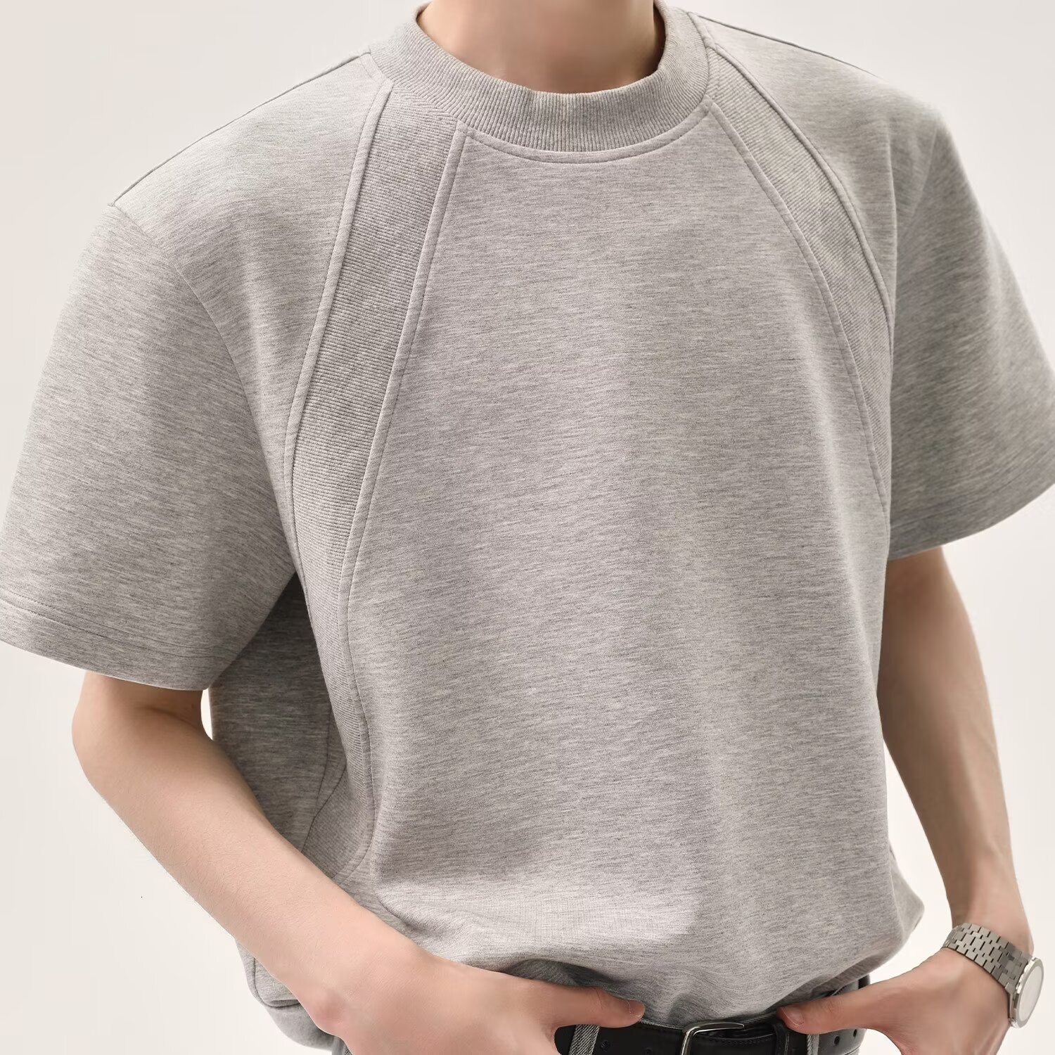 New Polo Men's Designer T-shirt Shortsleeve Round Neck Loose Fit Summer Style Men's Clothing Drop Designer Hoodie Shoulder Sleeves Trendy Top
