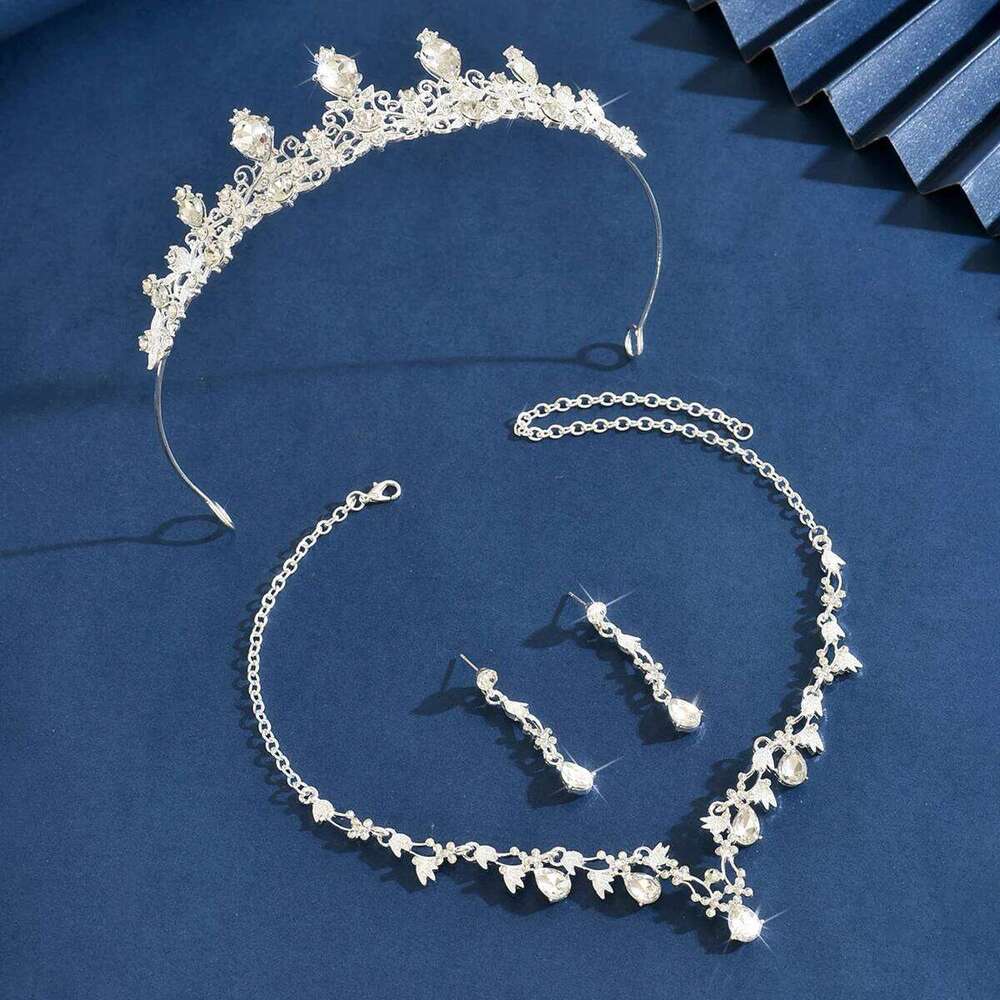Ladies' fashionable, simple, light luxury style crown necklace earrings jewelry set suitable for wedding and holiday gifts Z260313