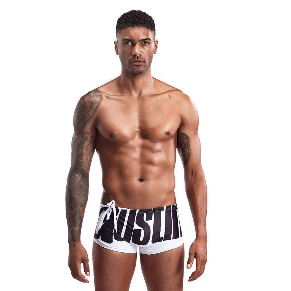 Men's Printed Trunks New Style Swimsuit Holiday Swimwear Men Drawstring Fake Swimming Square Shorts Z260314