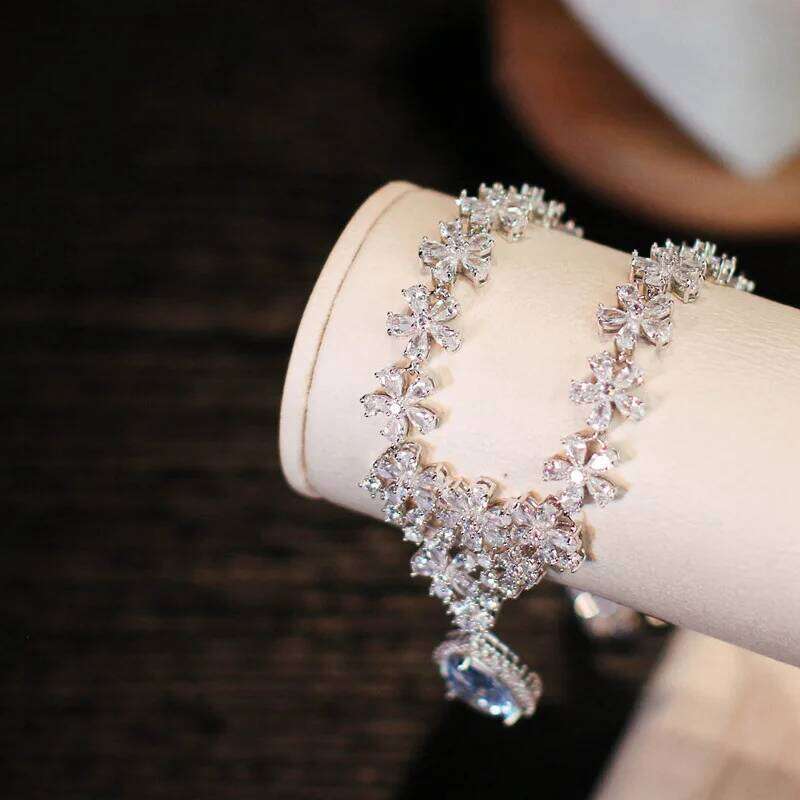 2Pcs Imitation Moissanite Diamond Jewelry New Weeding Luxury Flower Pendant Necklace Female Earrings Set Gift to Woman Z260313