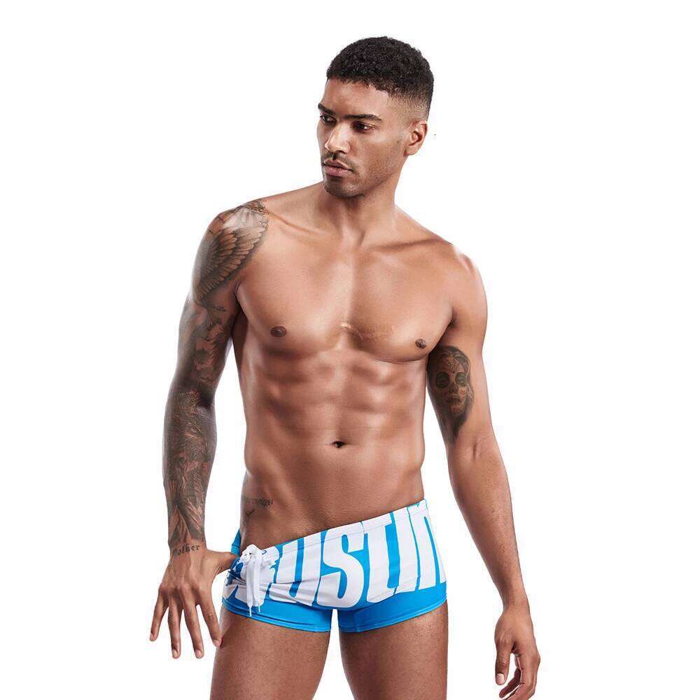 Men's Printed Trunks New Style Swimsuit Holiday Swimwear Men Drawstring Fake Swimming Square Shorts Z260314