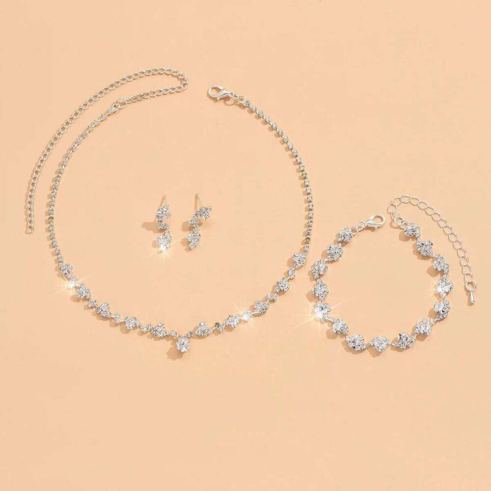 Women's fashionable sparkling set, simple and luxurious style niche design jewelry set Z260313