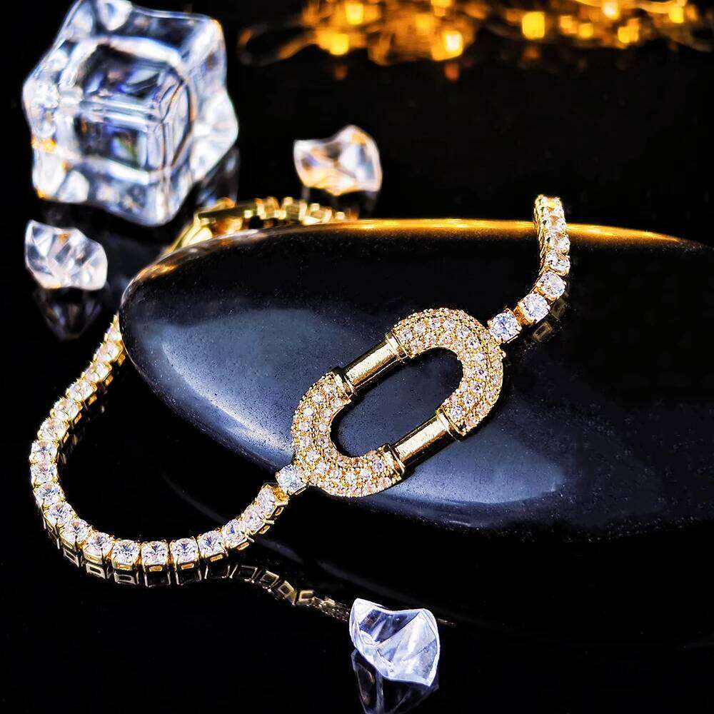 2024 New Arrival Best Sellers Fashion Luxury Gold Color Lock Bracelet Bangle for Women Anniversary Gift S8424 Z260313