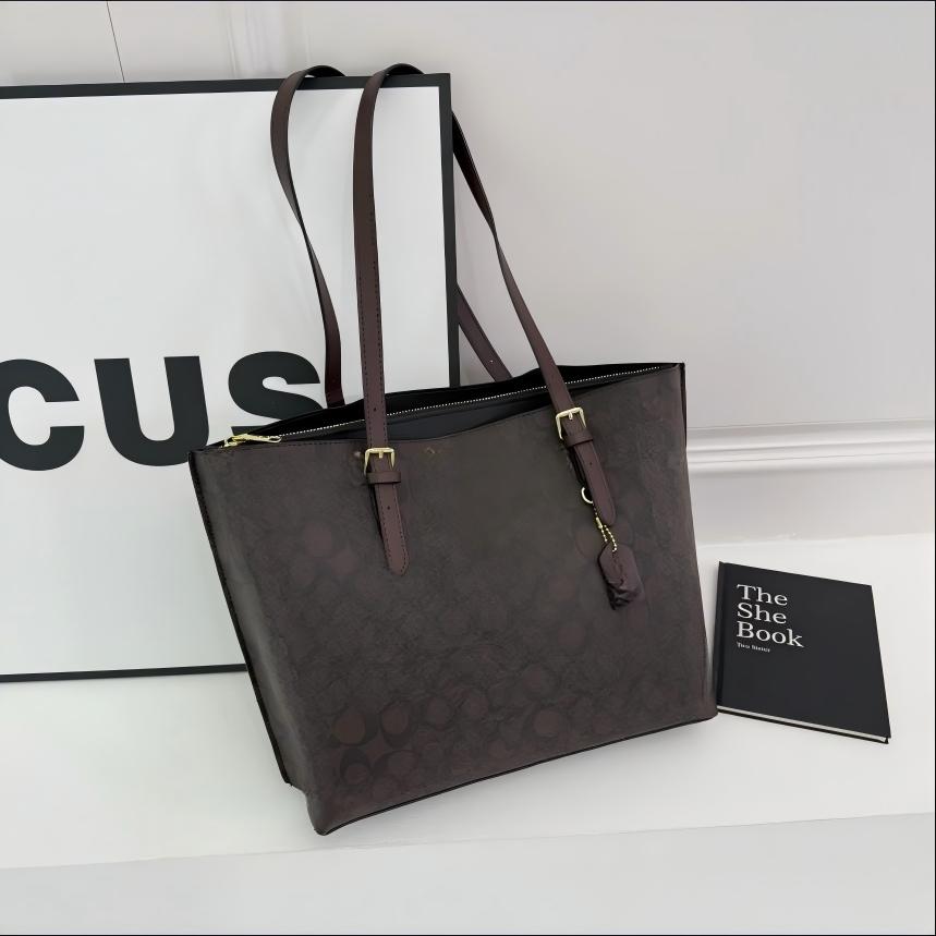 Designer bag New Topdesigner Shoulder tote Bags For womans handbag Fashionable casual flap armpit women crossbody bagFree shippinghand bag