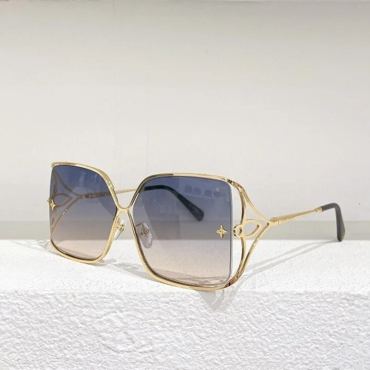 Luxury Brand Designer Sunglasses New European And American Style Clover Metal Sunglasses Fashion Gradient Color Square Frame Sunglasses For Women Tren
