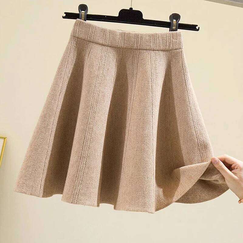 Women Winter Warm Knitted Mini Popular Korean Short Pleated Skirt Preppy Style High Waist Knitting Skirts for Woman Z260314