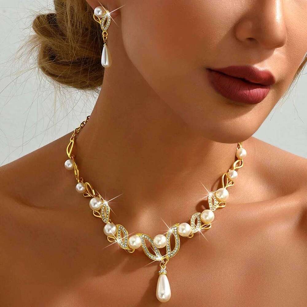 Faux Pearl Jewelry Set Necklace+Earrings Gold-Tone for Women Party Wedding Evening Accessories Product Description Z260313