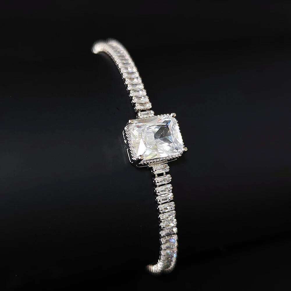 2024 New Arrival Fashion Silver Color Rectangle Bracelet Bangle for Women Valentine's Day Gift Jewelry S8260 Z260313