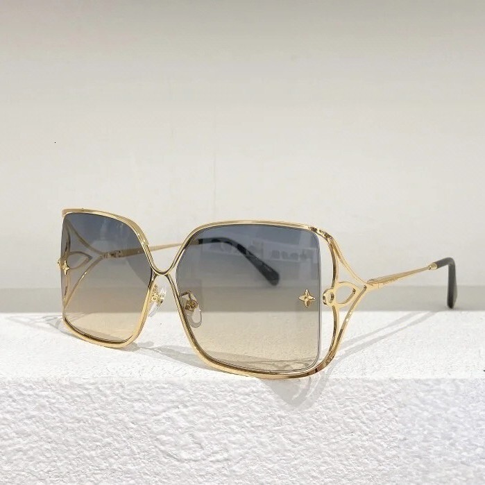 Luxury Brand Designer Sunglasses New European And American Style Clover Metal Sunglasses Fashion Gradient Color Square Frame Sunglasses For Women Tren