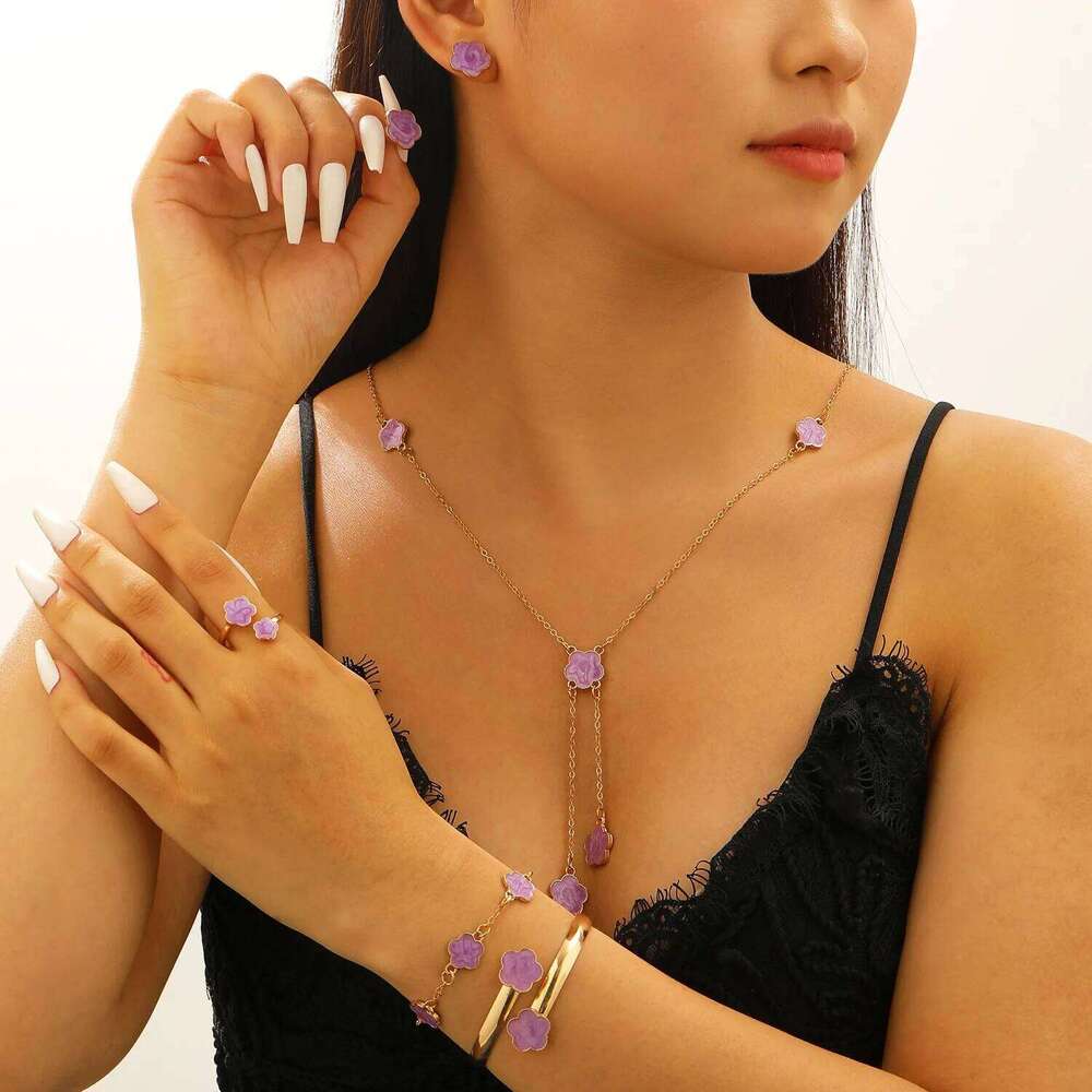 Exquisite Five Leaf Flower Necklace Earrings Bracelet Ring Set for Women Simple Elegant Plum Blossom Jewelry Party Luxury Gifts Z260313