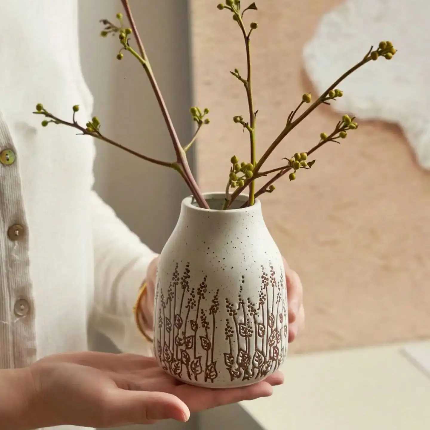 Countryside Style Ceramic Small Vase Lavender Water Nourishing Vase Living Room Table Decoration and Accessories Home Decoration Y260314