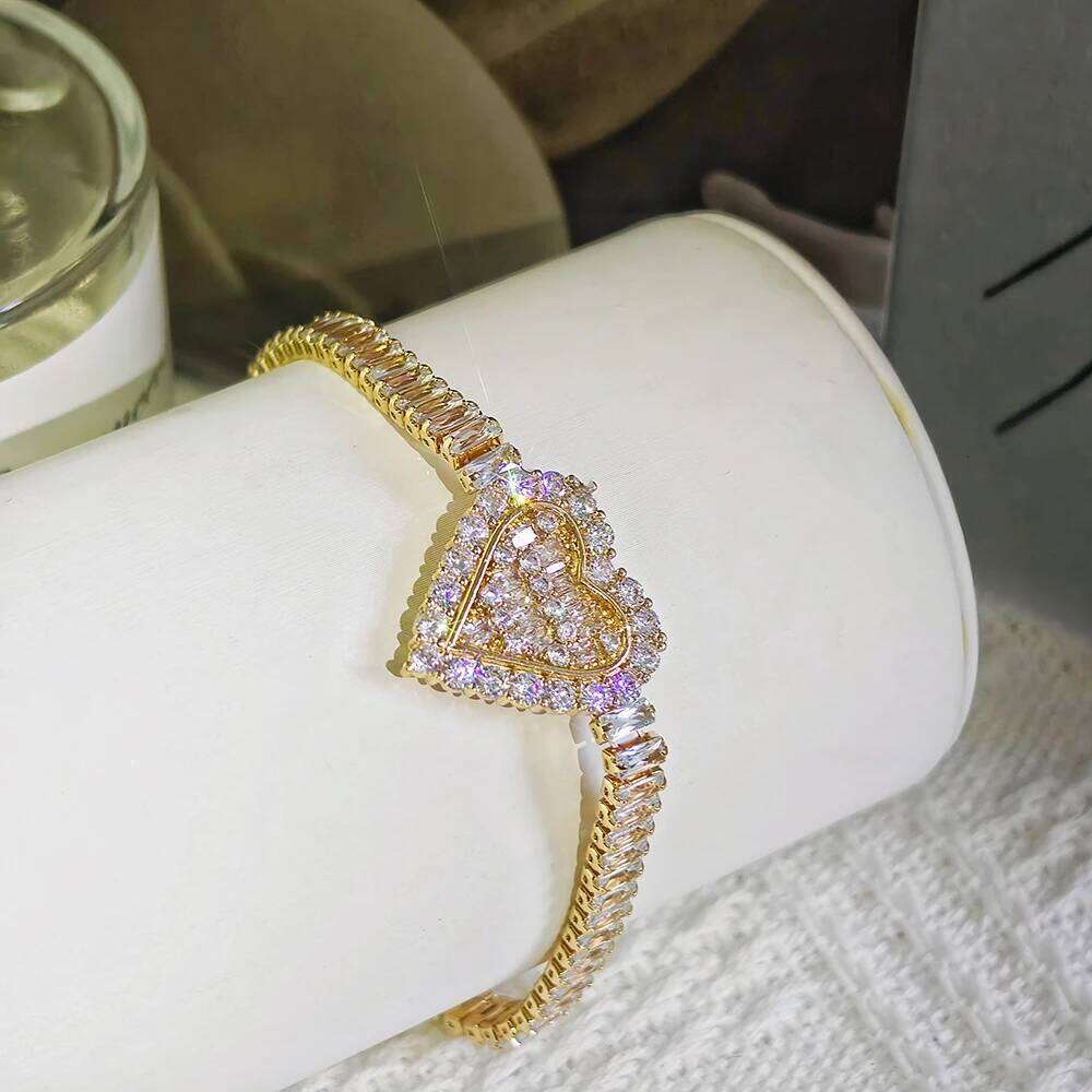 2024 new fashion princess bracelet bangle for women anniversary gift jewelry wholesale s8422 Z260313