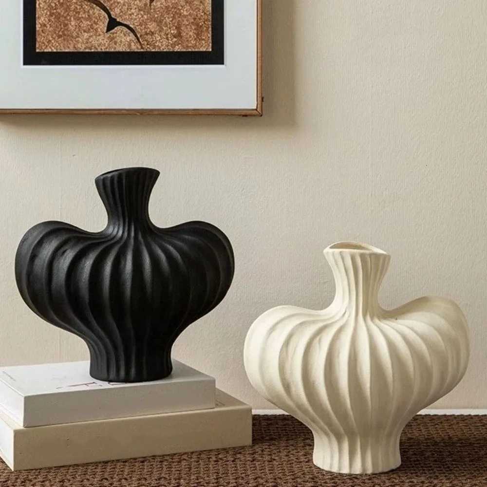 Nordic Style Plastic Vase Minimalist Irregular Shape Imitation Ceramic Vase Unbreakable Hydroponic Flower Vase Home Decor Y260314