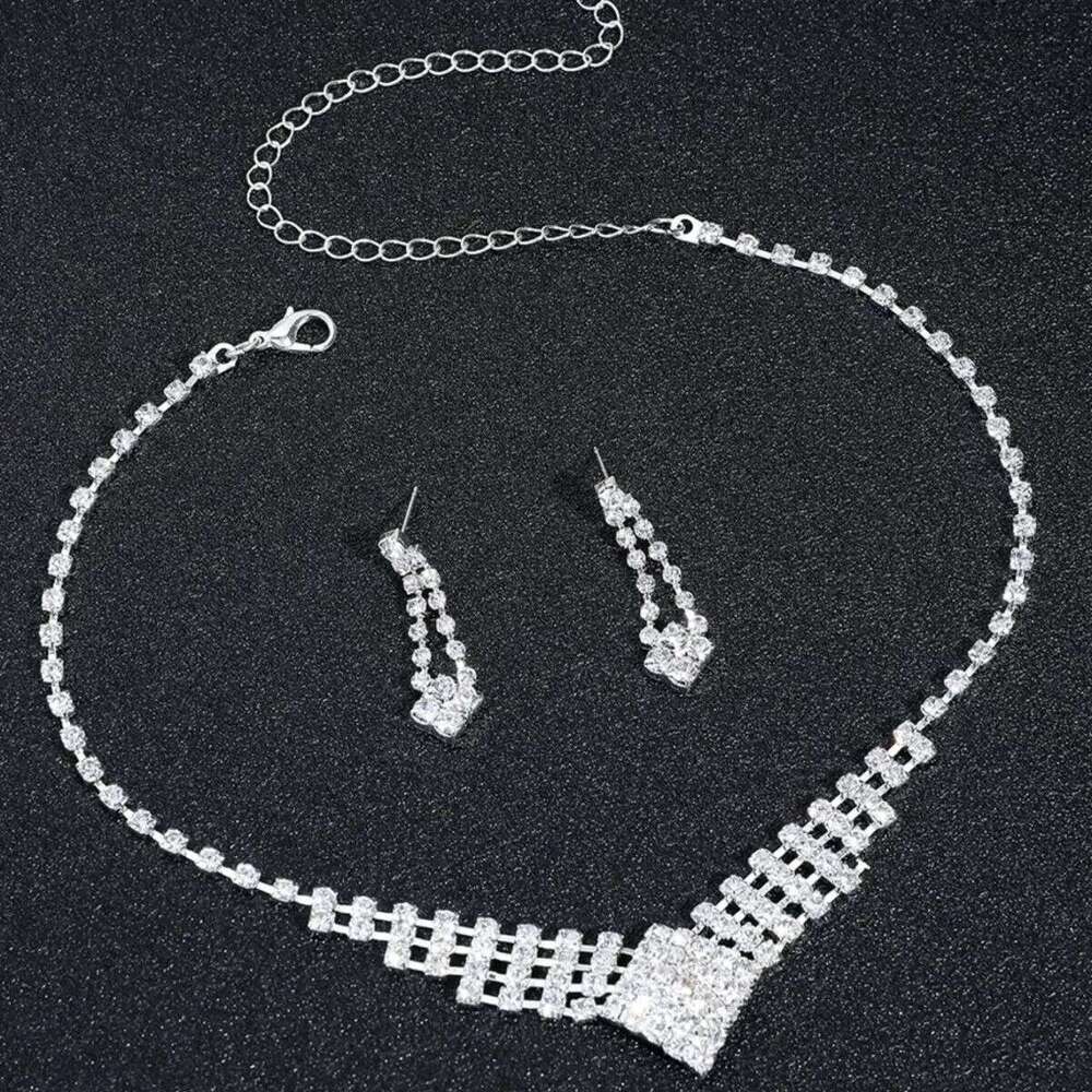 Ladies' jewelry set with geometric square minimalist rhinestone necklace, earrings, bracelets, wedding accessories Z260313