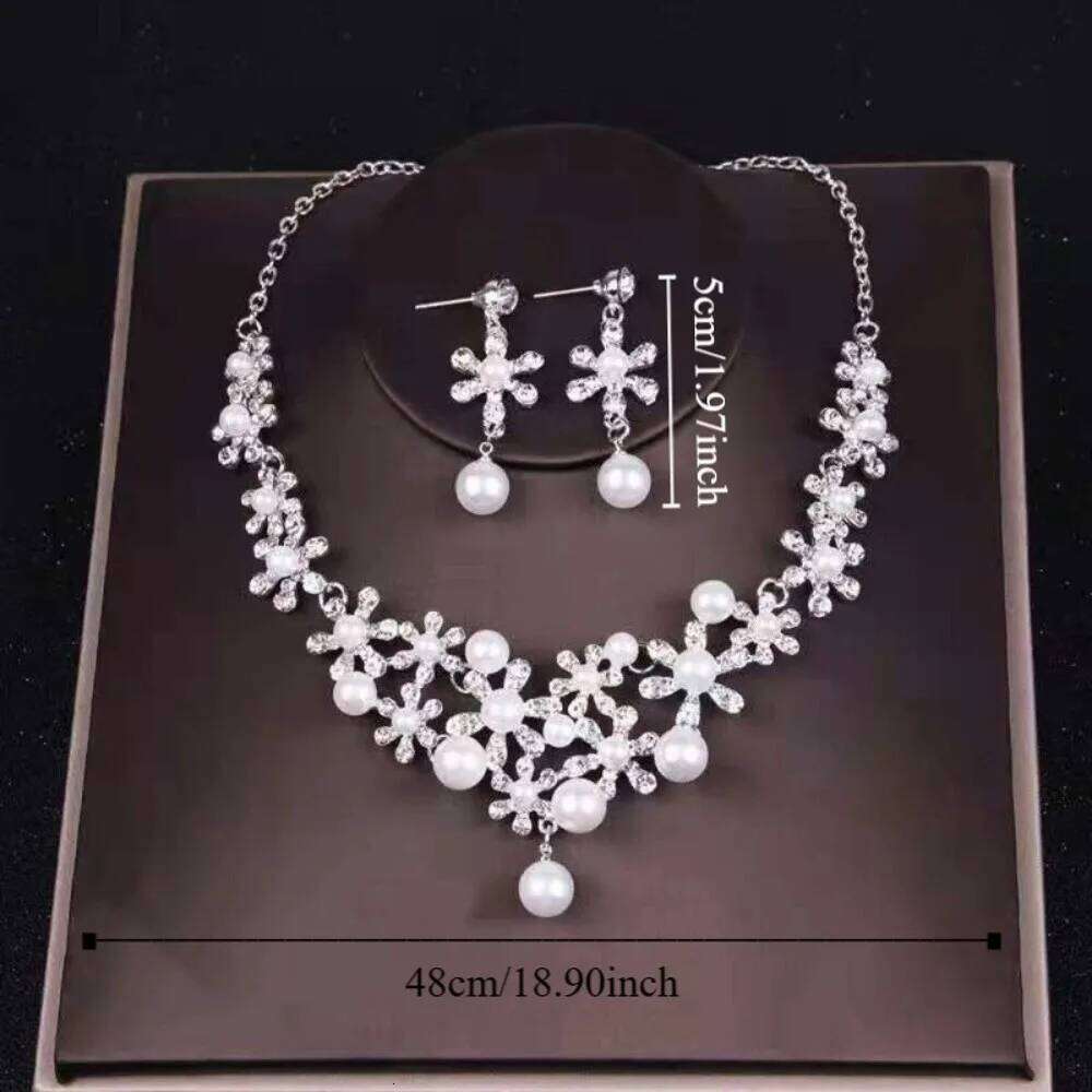 Elegant Rhinestone Jewelry Set Sparkling Vintage Pearl Ears Korean Style Alloy Flower Necklace Party Z260313