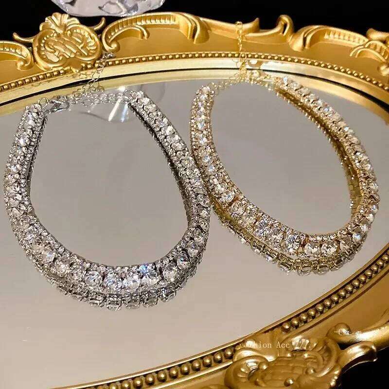 Fashionable Square Earrings Necklace Set Luxury Lightweight Clavicle Chain Personalized High-end Neckwear Women Shapepattern Z260313