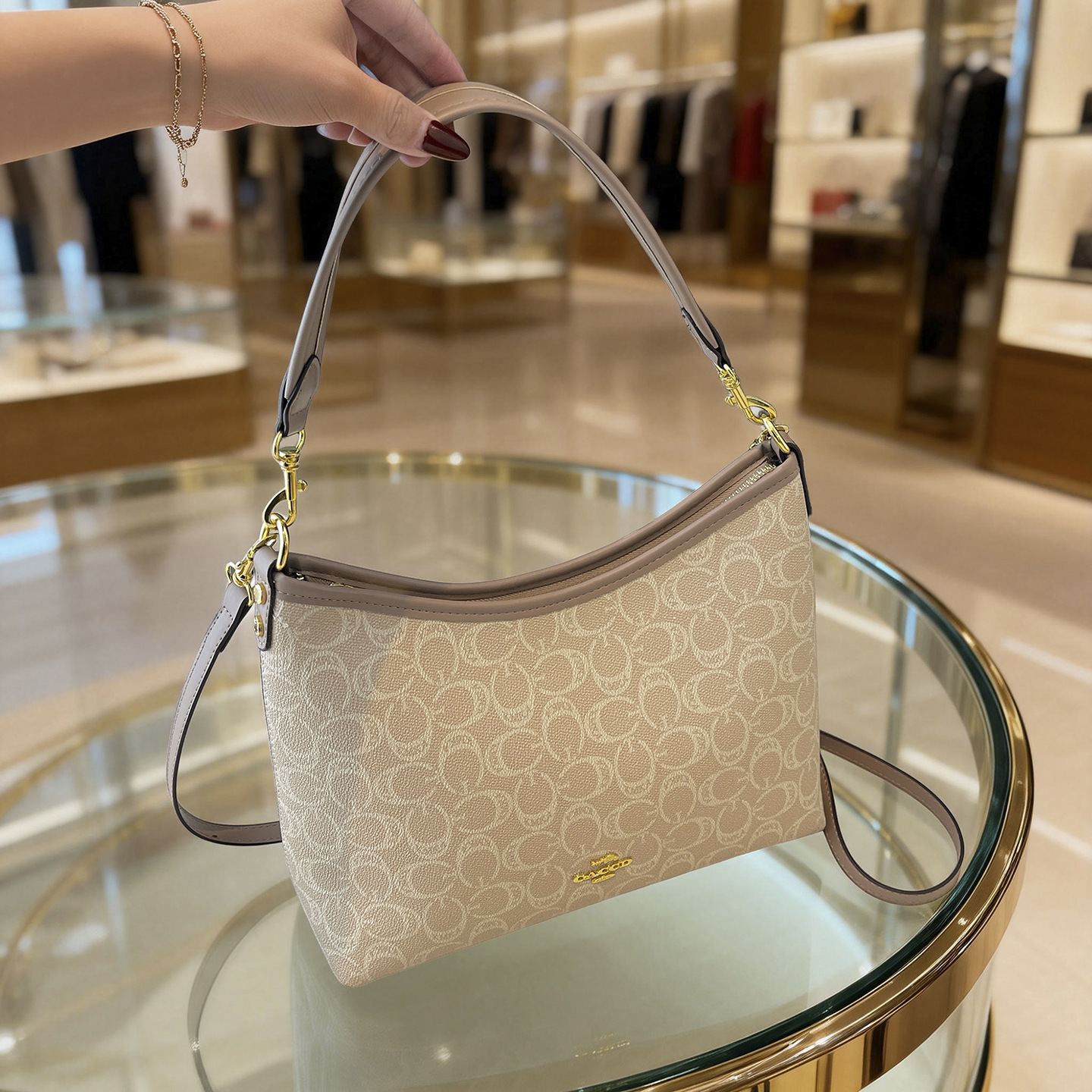 Free shipping designer bag Trendy Designer Casual Backpack Durable Material & Spacious Storage for Everyday Use Waterproof