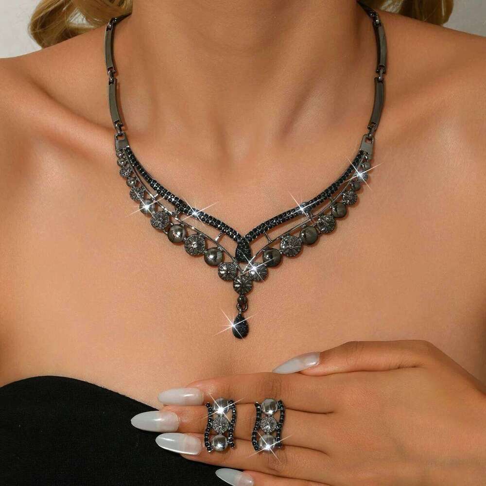 European and American New Exquisite Alloy Necklace Earring Dress Bridal Banquet Female Accessory Set Z260313