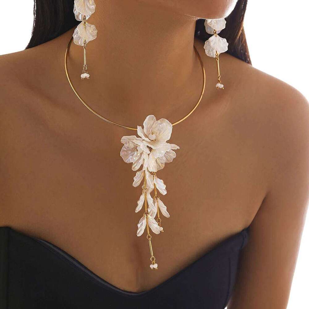 KunJoe Trend Plastic 3D Flower for Women Petal Long Tassels Necklace Earrings Set Luxury Wedding Jewelry Z260313