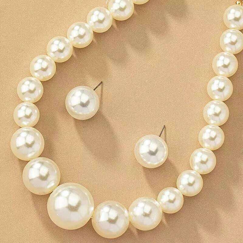 3 pieces of women's trendy large pearl earrings, necklaces, jewelry sets, weddings, banquets, parties, and holiday gifts Z260313