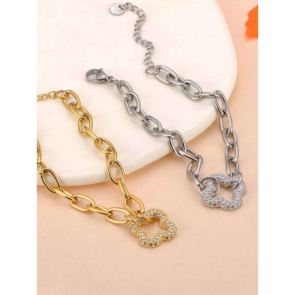 Lokaer Delicate Rhinestone Heart Flower Charm Bracelet Exquisite Stainless Steel Waterproof Jewelry Women Drop Shipping B25018 Z260313