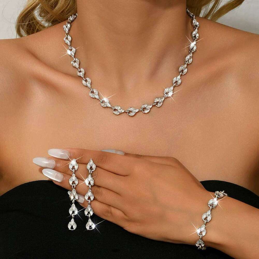 Cross border popular exquisite set of crystal jewelry inlaid with women's wedding evening dress accessories in Europe and Americ Z260313