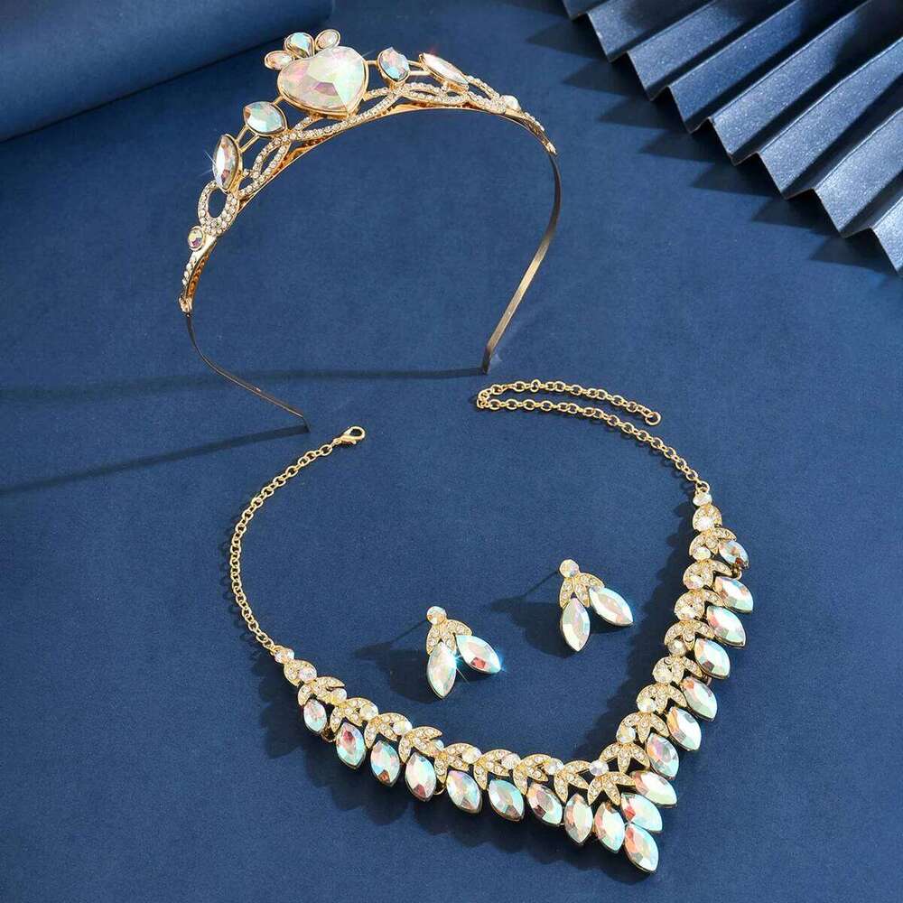 Ladies' fashionable and minimalist design, heart-shaped horse eye elegant crown necklace, earrings, jewelry set Z260313