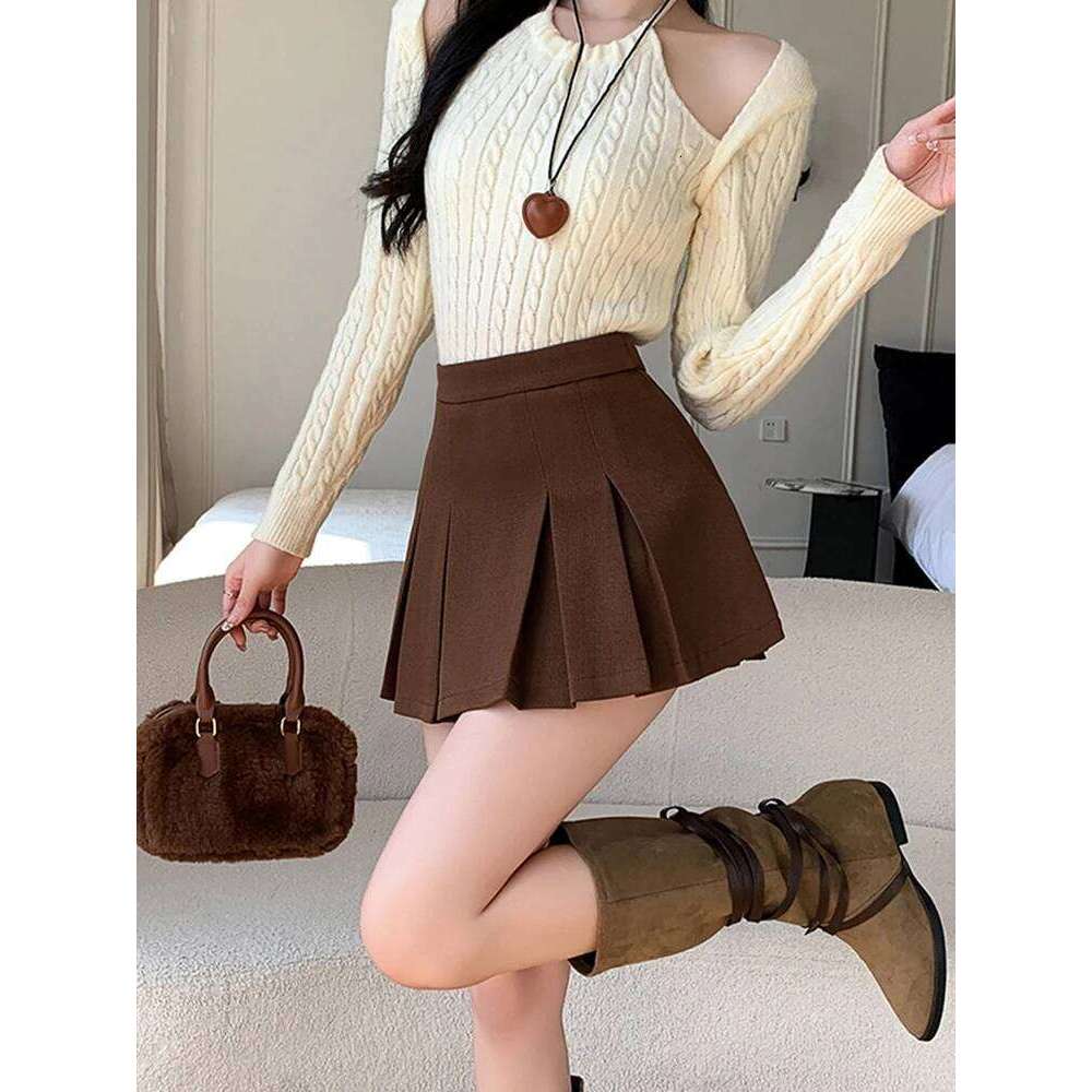 Coffee High-Waist Slit Chic Pleated Skirt For Woman Autumn Winter Street Thickening Japanese Cute JK Mini Skirts Z260314
