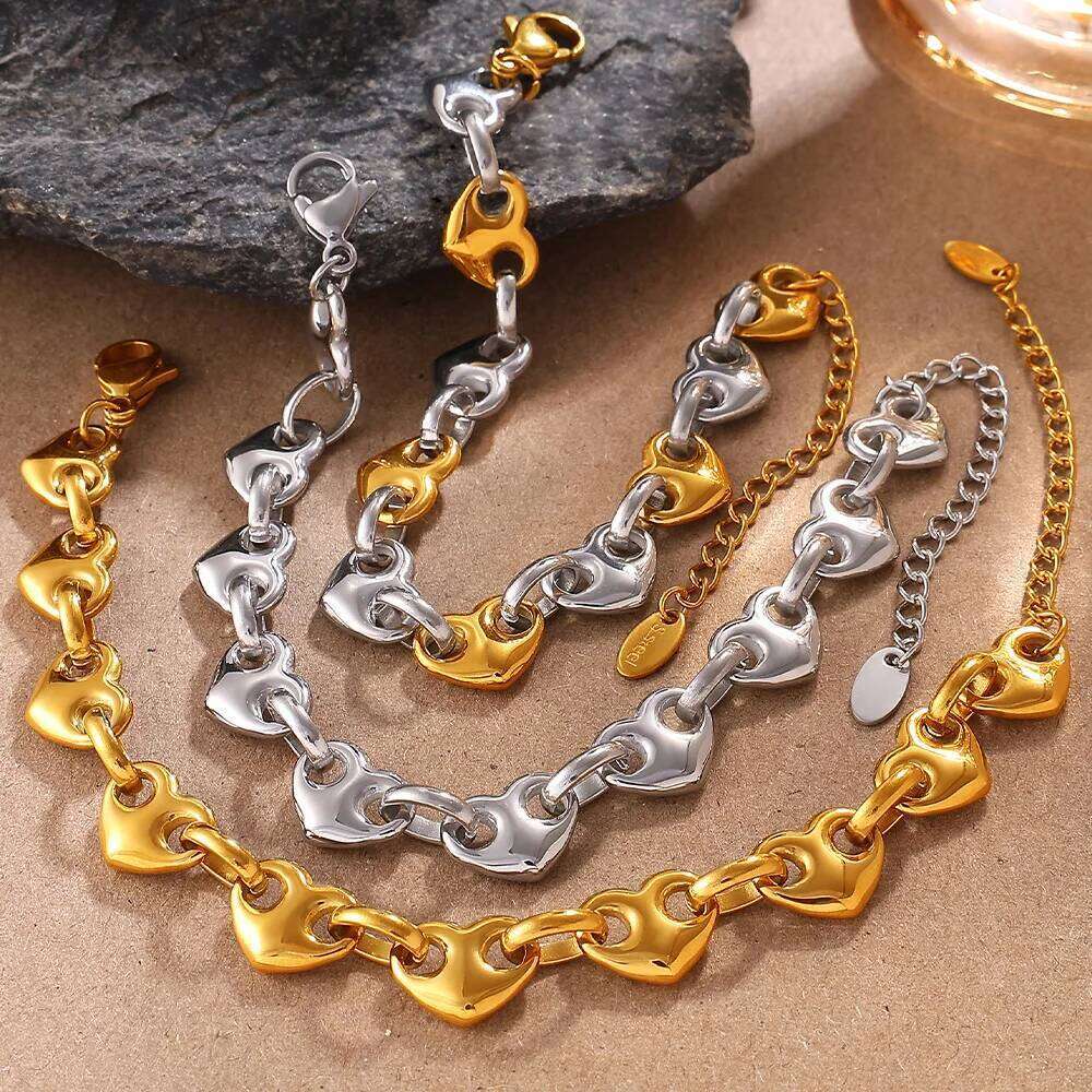 4pcs Elegant Vintage Jewelry Set for Women Heart Hollow Out Necklace Luxury Golden Choker Bridal Wedding Earrings Party Z260313