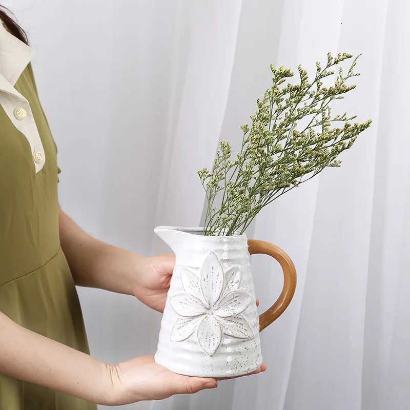 Contrast color with handle ceramic vase American country retro home desktop hydroponic flower decoration Y260314