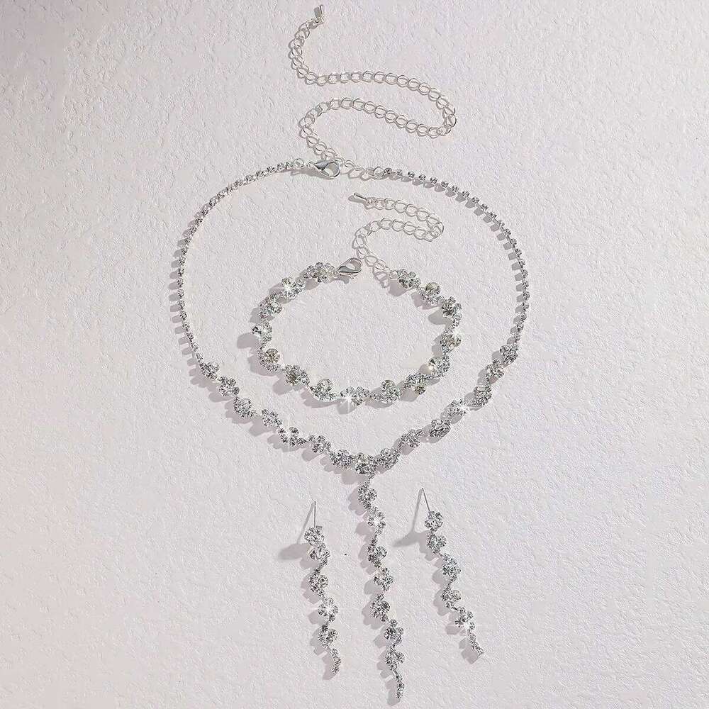 Glam Crystal Tassel Jewelry Set 4Pcs Gold-Plated Choker Necklace Earrings Bracelet for Women Party Wedding Evening Fashion Z260313