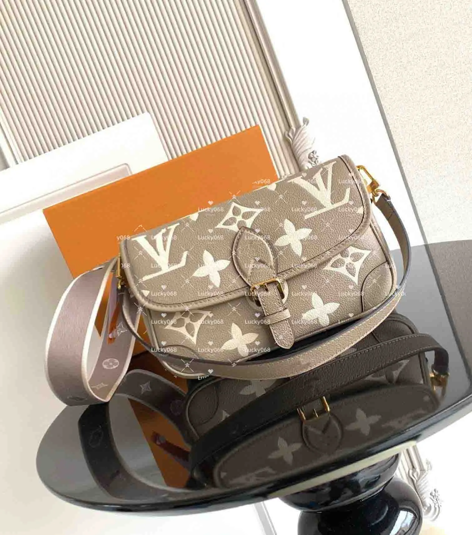 M83300 Designer Bags Women Genuine Leather Shoulder Bags Luxury Crossbody Bags Embossing Letter Lady Handbags M83298 M13070 NANO DIANE Messenger Bags Purse Tote