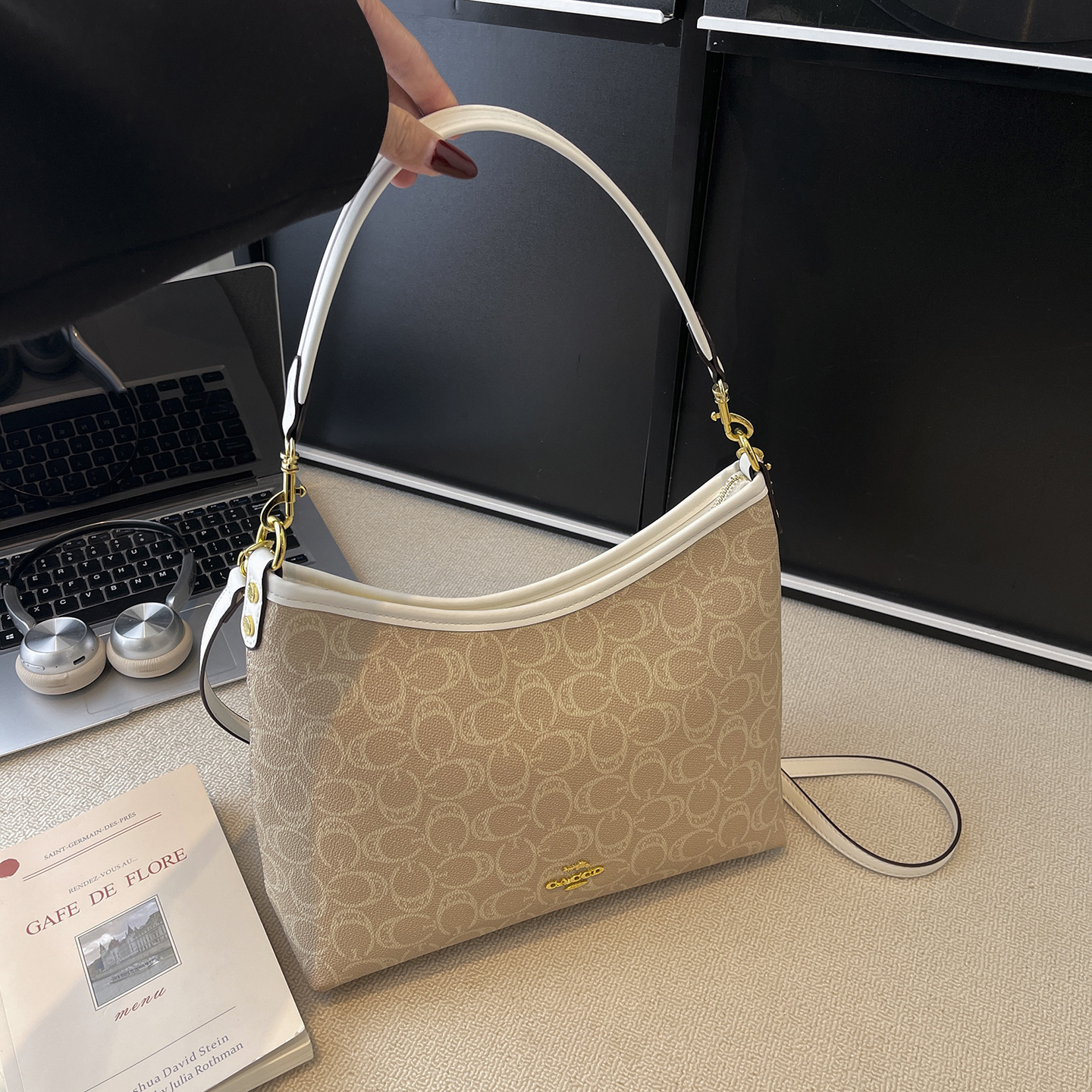 Free shipping designer bag Trendy Designer Casual Backpack Durable Material & Spacious Storage for Everyday Use Waterproof