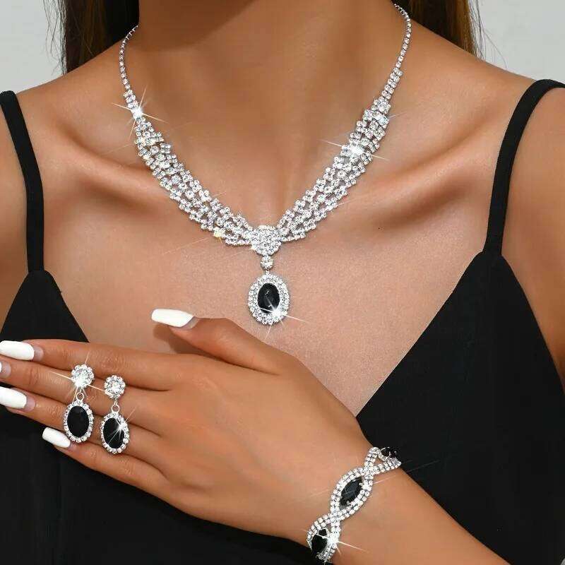 Elegant Bridal Jewelry Set Necklace Earrings with Sparkling Rhinestones Perfect for Weddings Parties Z260313