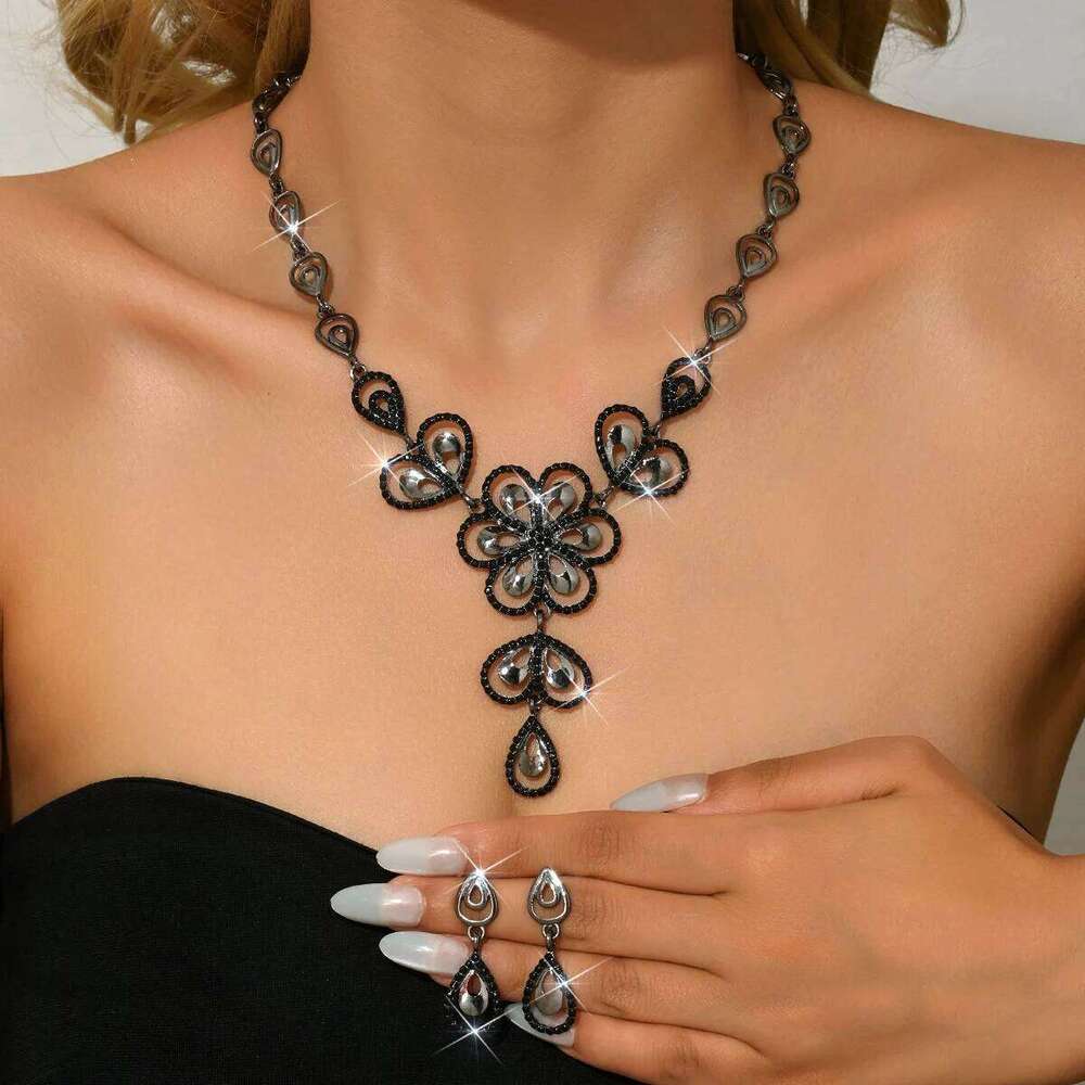 New wholesale foreign trade, European and American style original flower inlaid diamond jewelry for women Z260313