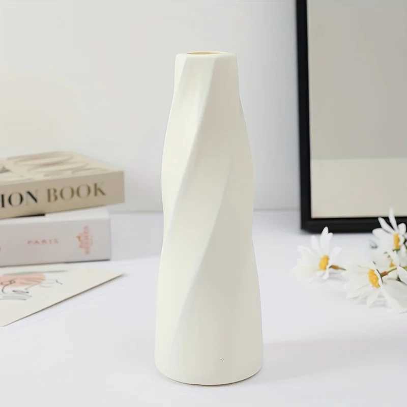 1pc Nordic style light luxury spiral plastic vase decoration for living room flower arrangement Y260314