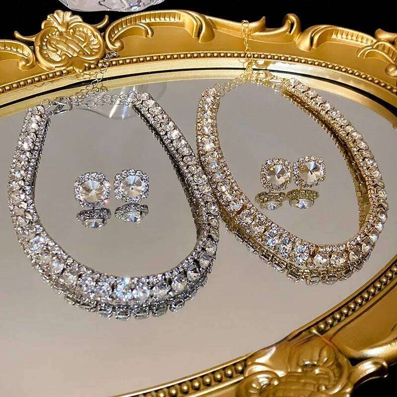 Fashionable Square Earrings Necklace Set Luxury Lightweight Clavicle Chain Personalized High-end Neckwear Women Shapepattern Z260313