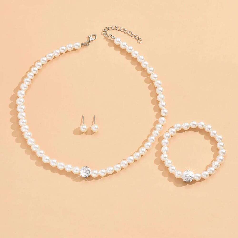 Women's fashionable imitation pearl simple elegant jewelry set, suitable for daily wear and holiday gifts Z260313