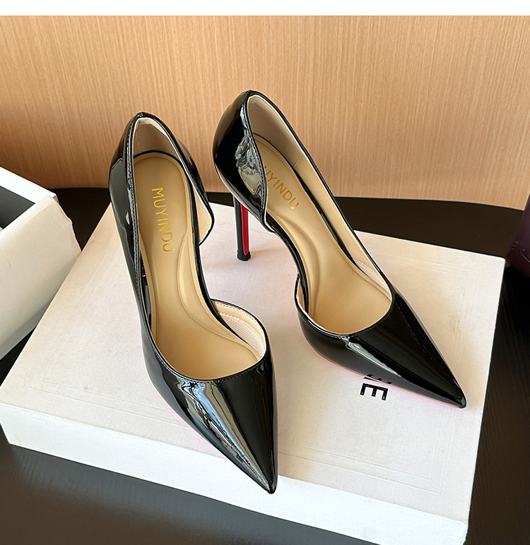 2026 New European Style Women's Black Patent Leather High Heels Side Cut Out Pointed Toe Stiletto Pumps