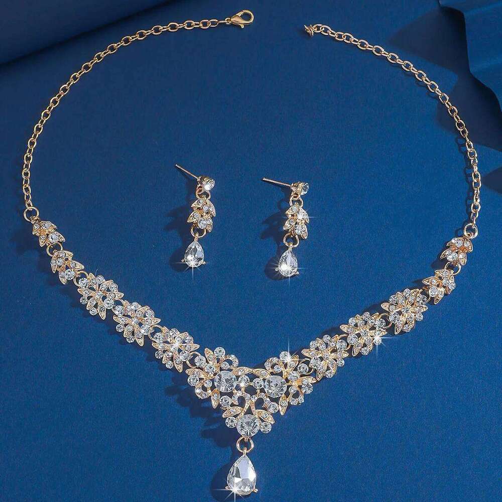 Gold Red Rhinestone Statement Jewelry Set V-Neck Necklace Earrings Bridal Wedding Prom Party Evening Glam Accessories Z260313