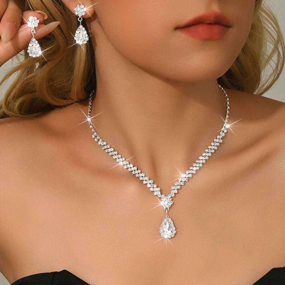 Women's Silver Crystal 4-Piece Jewelry Set - Bridal Necklace Earrings Ring Bracelet for Wedding Prom Evening Party Formal Dress Z260313