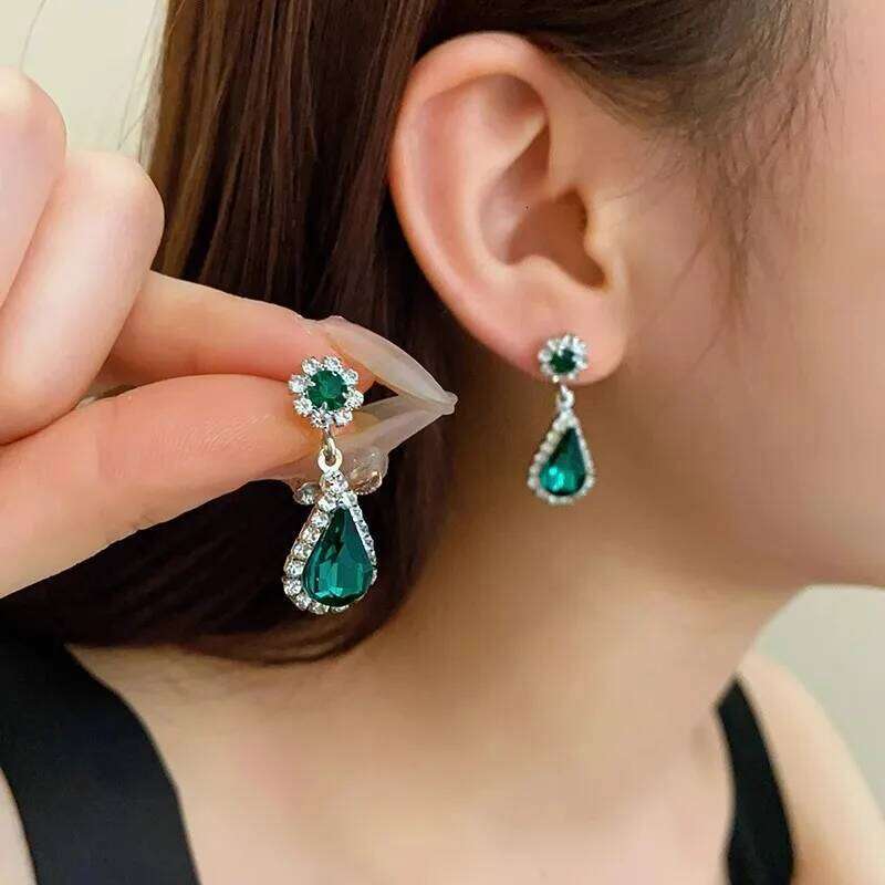 3pcs Set Water Drop Flower Emerald Color Necklaces for Women Fringe Dangle Earrings Fashion Jewelry Sets Z260313