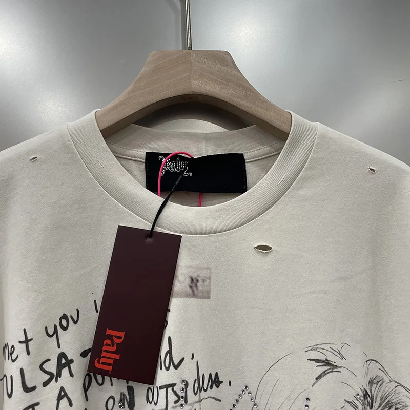 Summer High Street Flash Diamond Damaged Hole T-Shirt Tee Men Women 100 Cotton Letters Character Graffiti Paly T Shirt Tags 260310