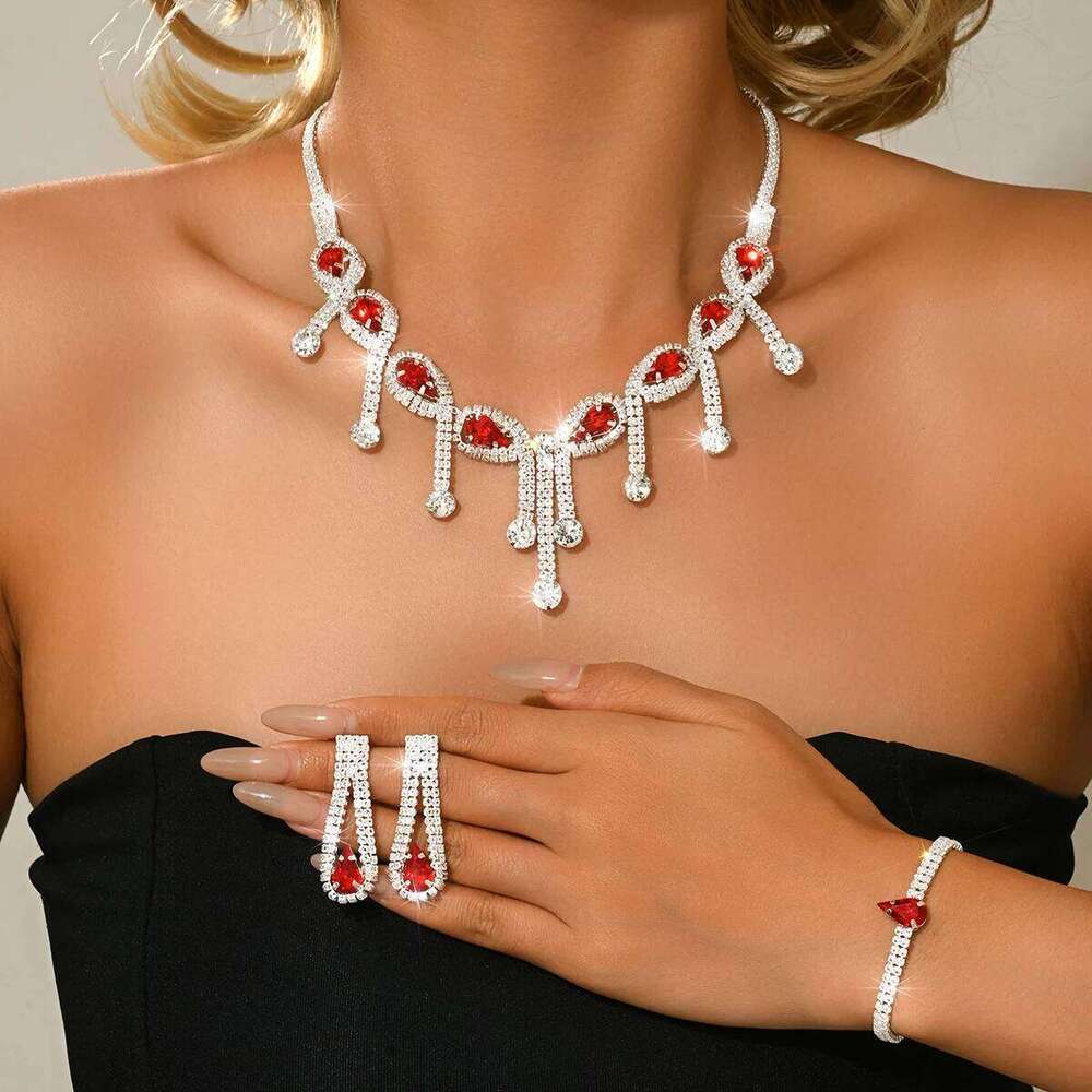 Bestselling exaggerated high-end Korean version full diamond retro necklace bracelet three piece set Z260313