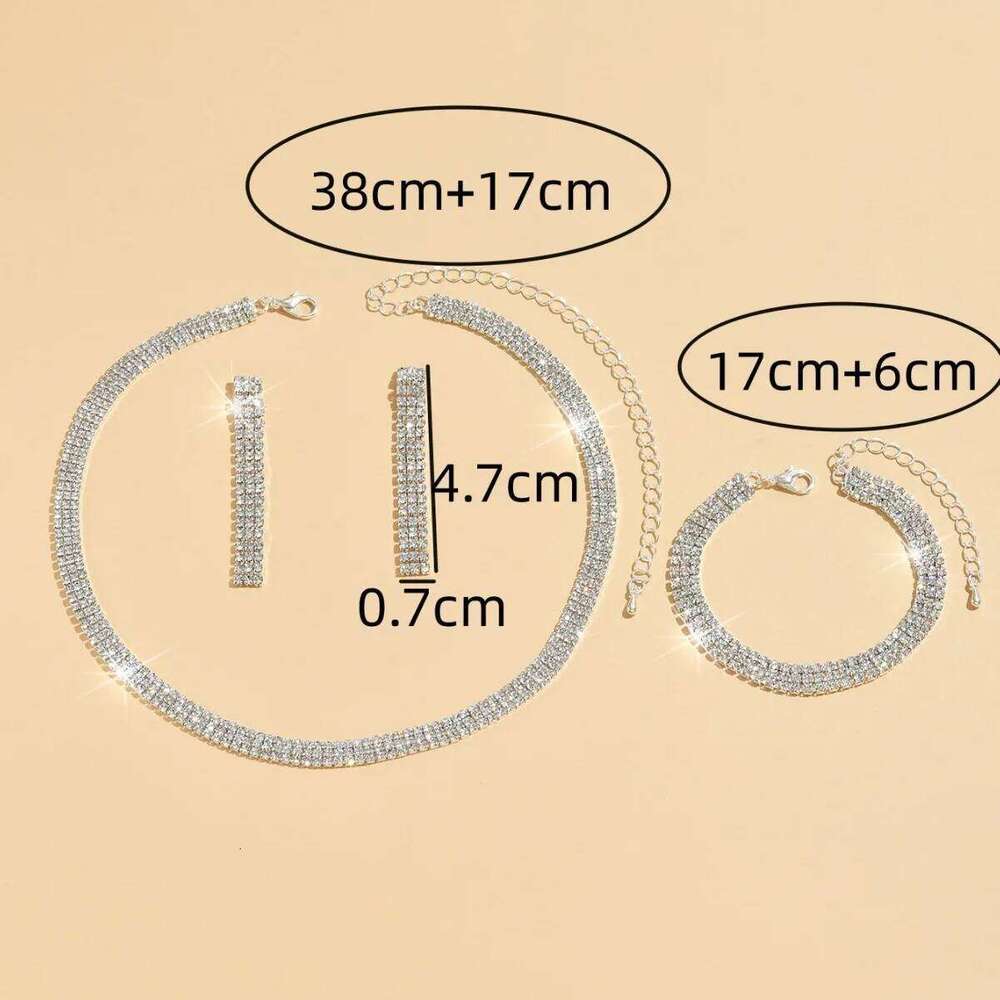 Ladies' fashionable simple geometric design set, light luxury style versatile and high-end jewelry set Z260313