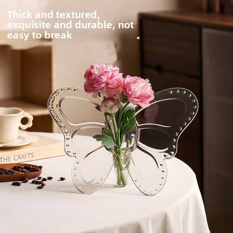 Clear Acrylic Butterfly Vase Acrylic Frame Vase Art Deco Decoration for Consoles and Various Desktops Housewarming Gifts Y260314